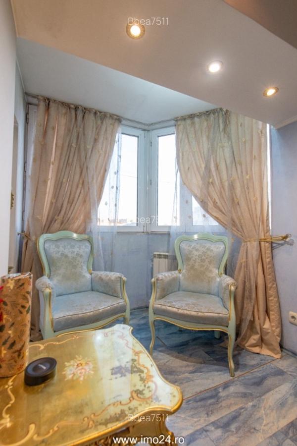 Închiriez garsonieră Piață Romana - 3