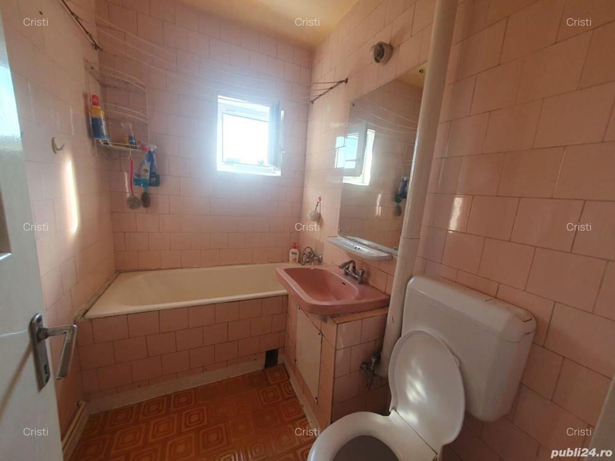 Vand apartament 4 camere in Damb - 10