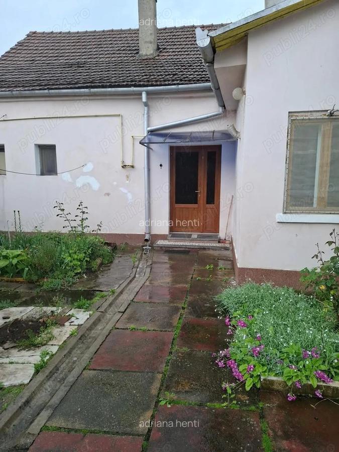Casa in Ora?tie, zona cu vad - 2