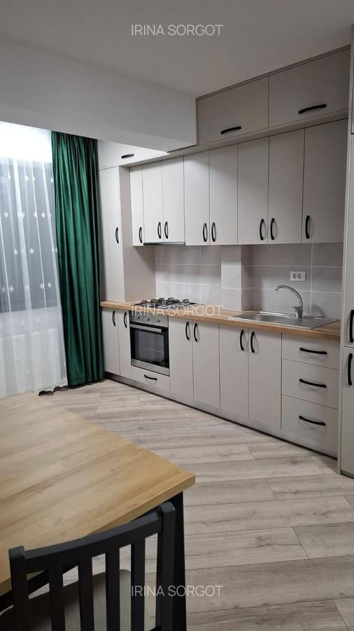 Apartament cu 2 camere in zona Palas MALL - 2