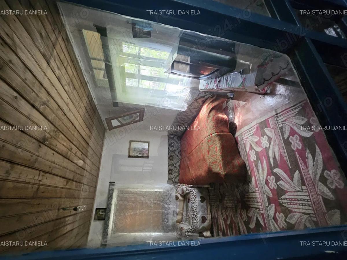 Gospodarie cu 2 case Comuna Trivale Mosteni, sat , la 30 km de Alexandria, jude?ul Teleorman - 2