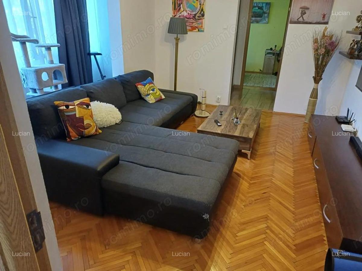 De vanzare apartament 2 camere Dacia- 539 - 1