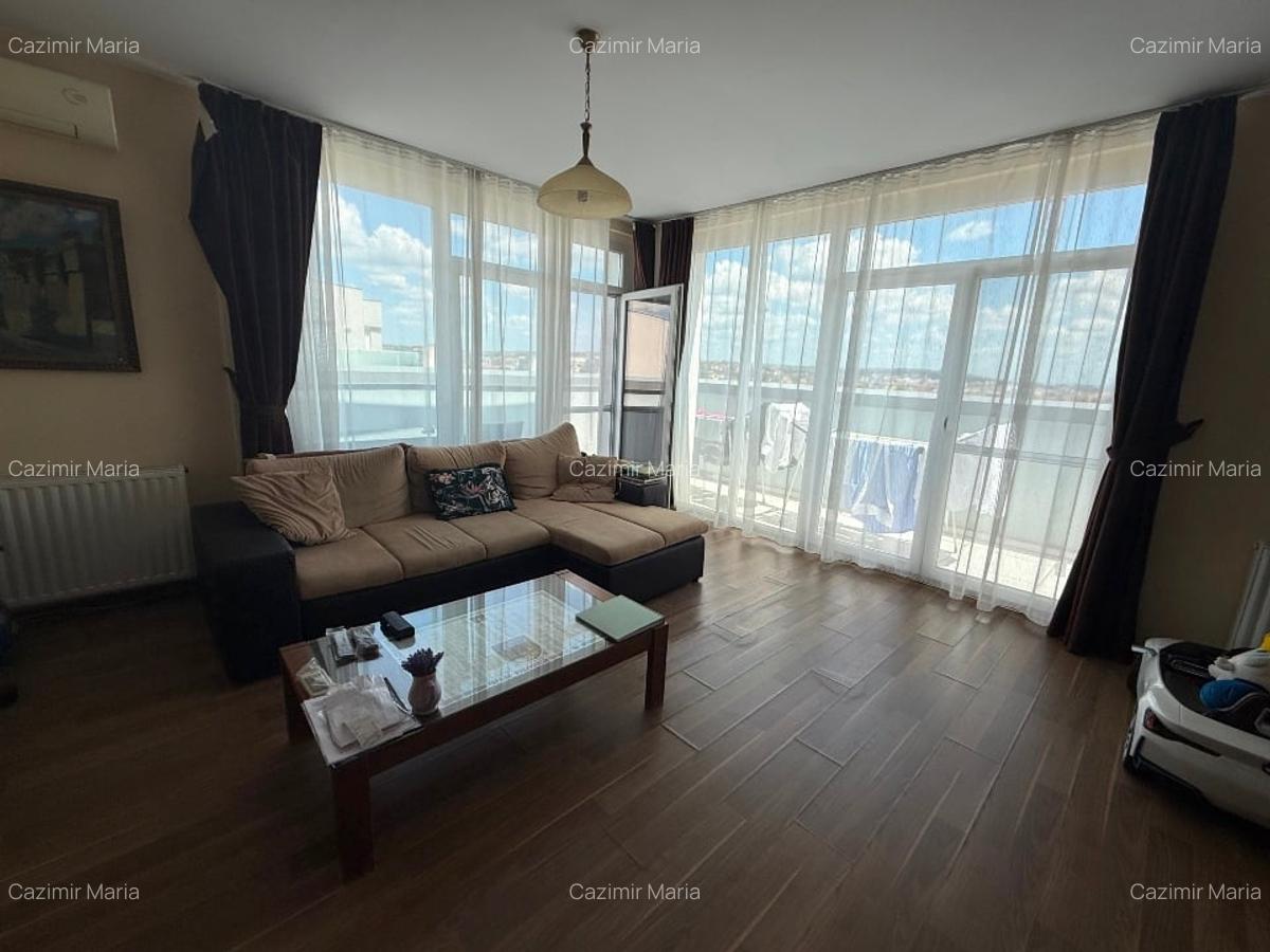 De vânzare apartament penthouse 3 camere , terasă  generoasă  orientare S-E - 1