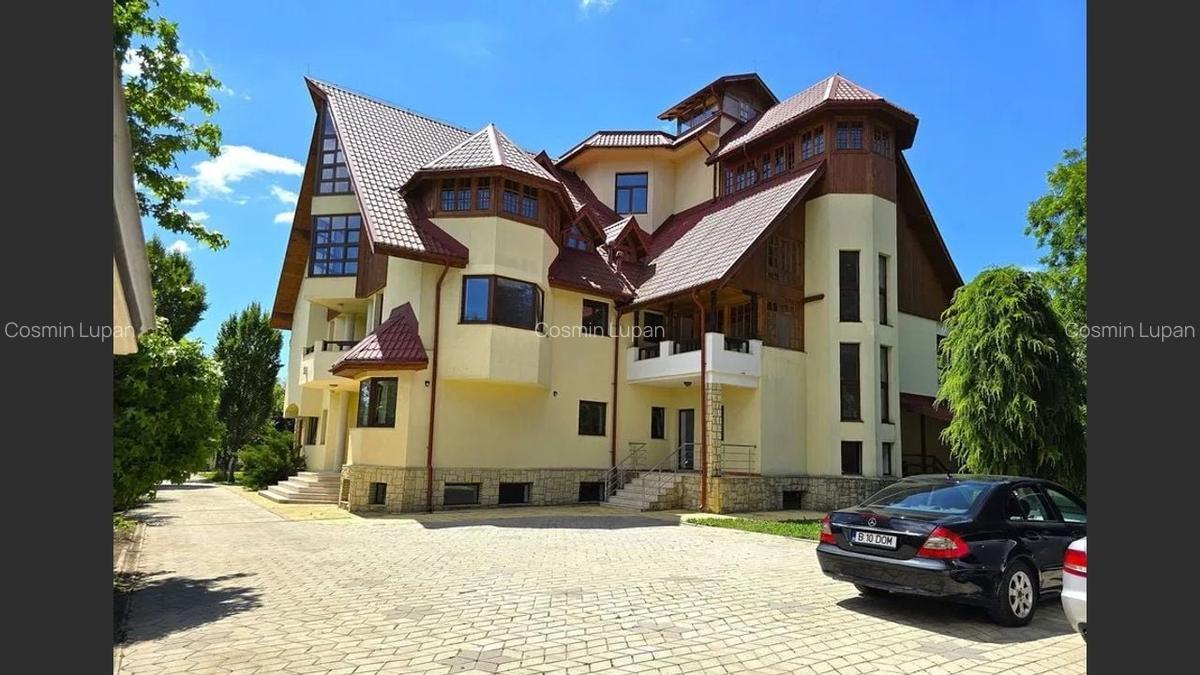 Vând Hotel/Pensiune Breaza: 15 camere, 1000 mp - 4