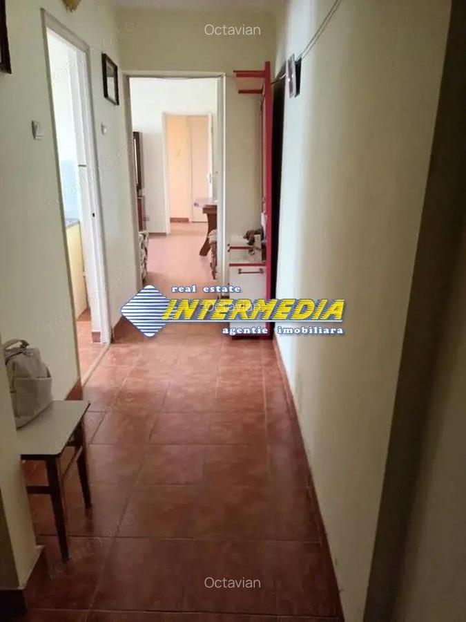 Apartament 2 camere 54 mp de vanzare in Cetate etaj 3 - 4
