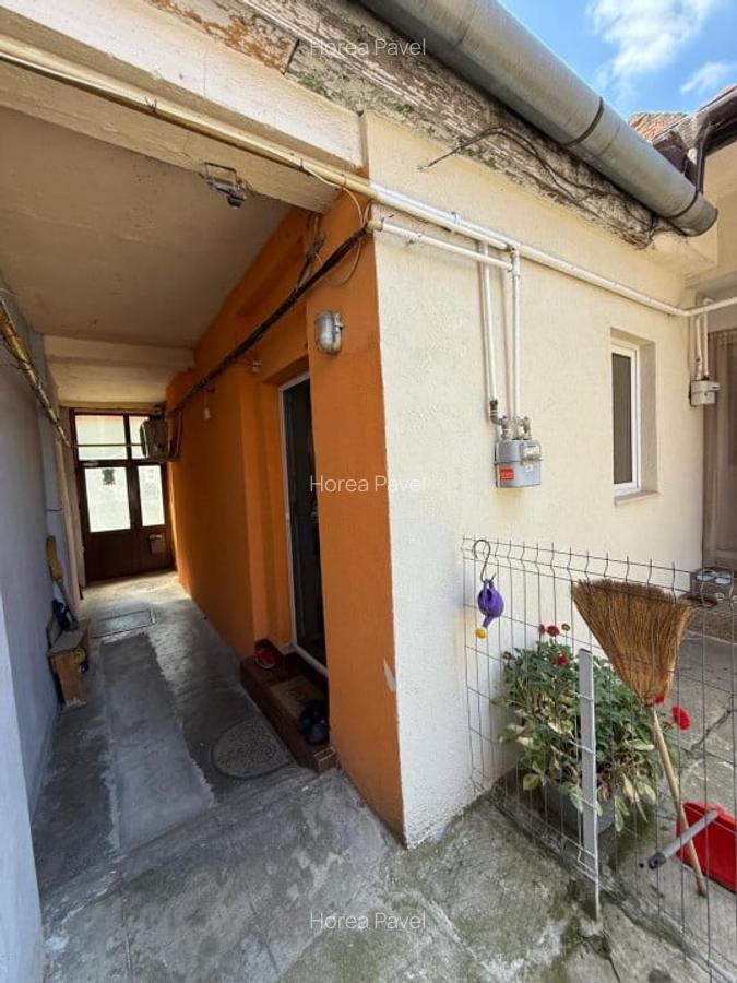 Casa cu o camere si bucatarie mare in curte comuna,  45mp utili, in zona Traian - 6