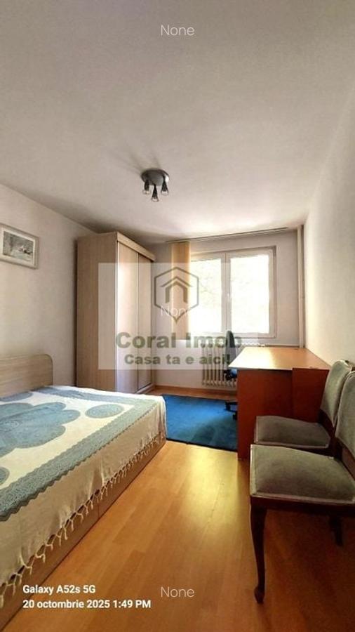 Inchiriere 3 camere, et 1, la 2 minute de metrou Obor - 12