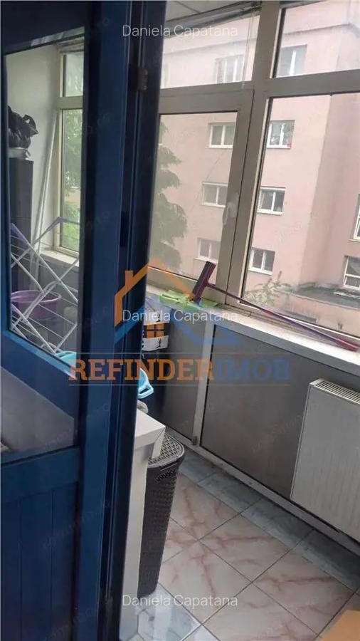 Garsoniera confortabila cu balcon, bloc 1986. Acces rapid STB 41 - 4