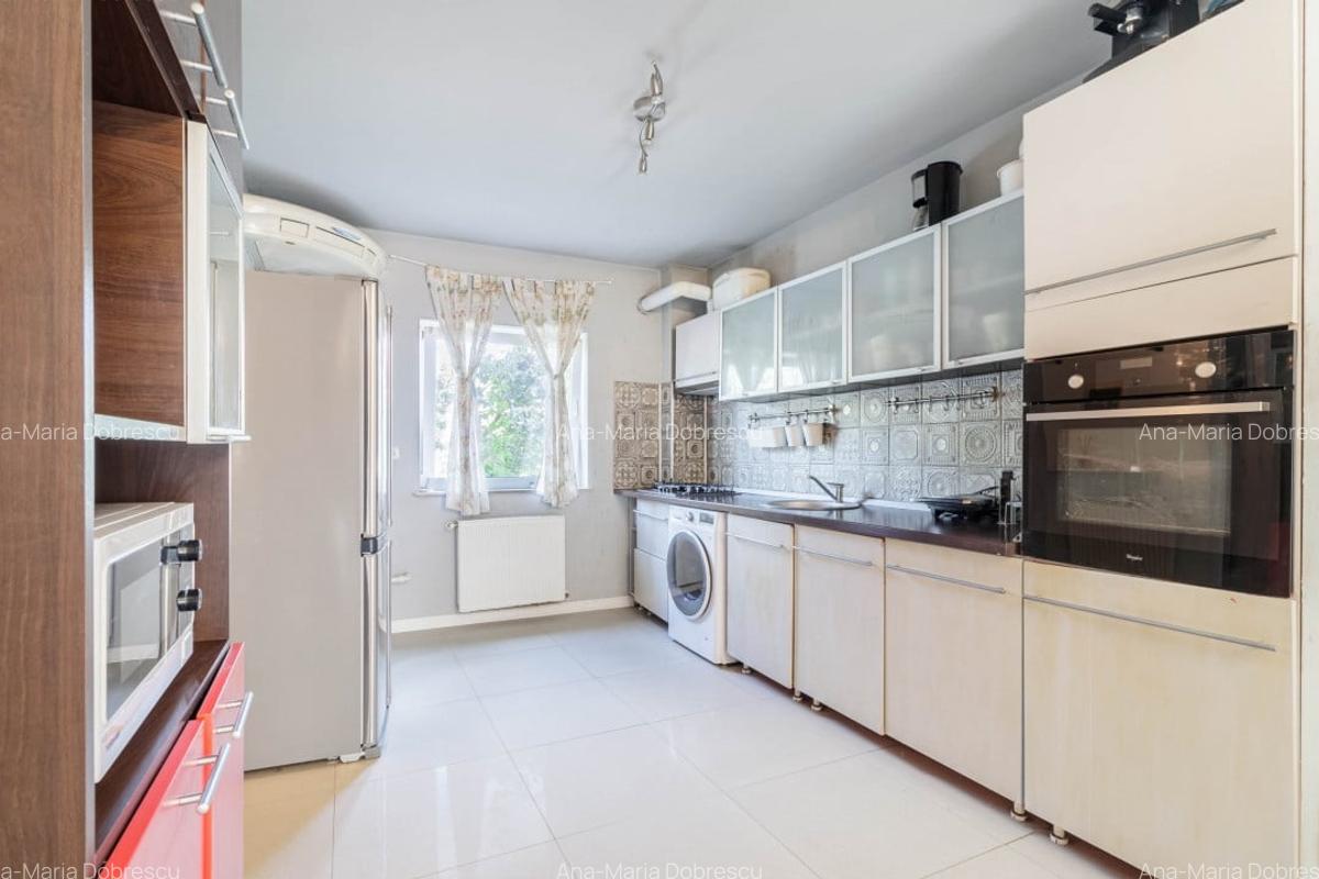 Vila P+2 in complex rezidential - Azur I , Pipera! - 4