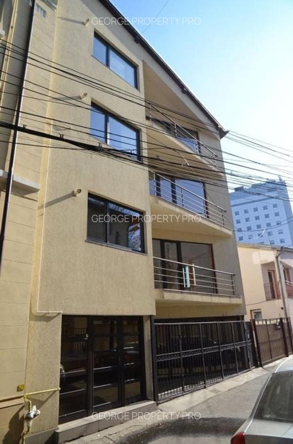 Vila P+3, 350mp utili + 100mp curte, 10min Metrou Piata Victoriei - 12