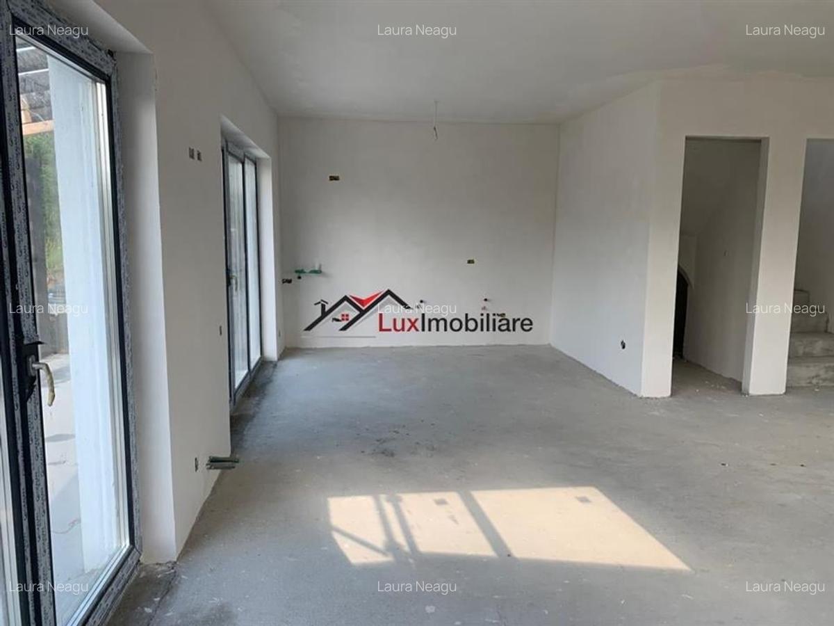 Casa 4 camere in Dezmir, suprafata utila 120 mp, curte libera 300 mp. - 12