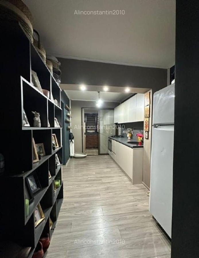 Apartament cu 3 camere decomandat în Central - 2