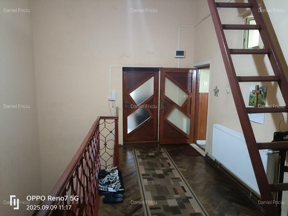 Casa de vanzare in Reghin zona centrala. - 12