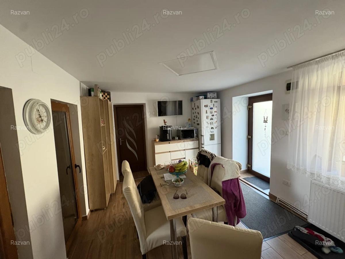 Vand casa saseasca individuala 4 camere direct de la proprietar - 2