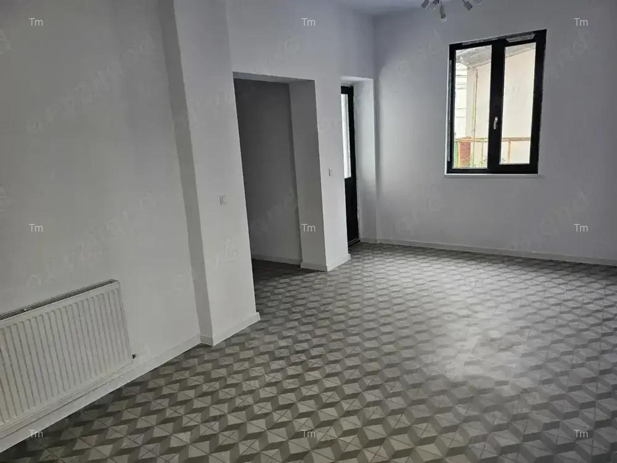 Proprietar , inchiriez casa 75m pe str. Infra?irii nr 12 , 700 euro luna - 7
