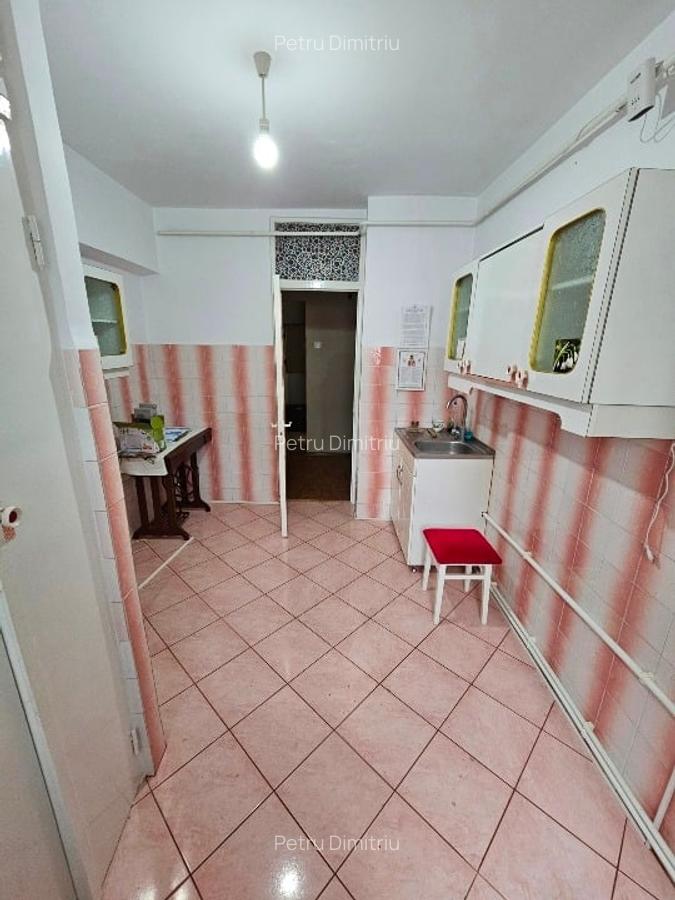 Apartament cu 3 camere decomandat Galati IREG etaj 1 an 1983 - 3