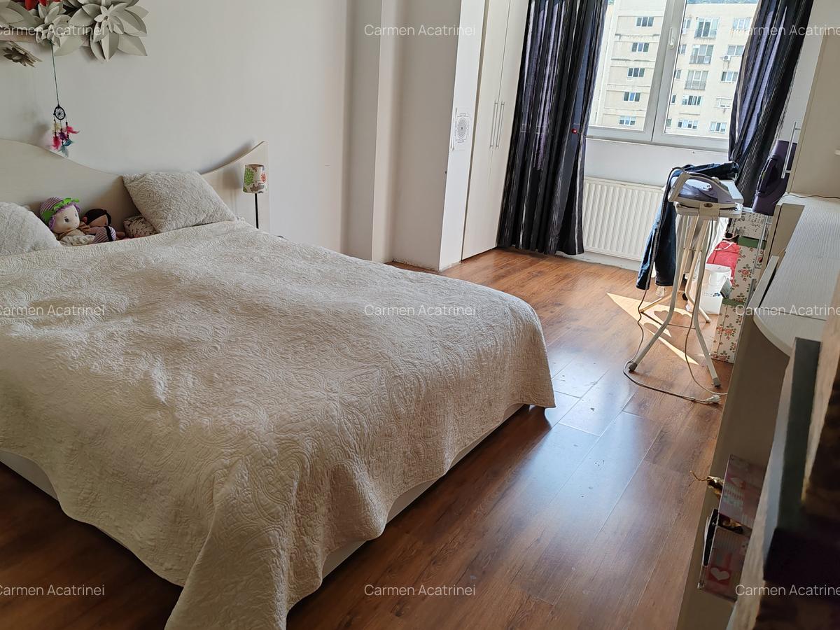 Apartament cu 3 camere decomandat în Răcădău - 5