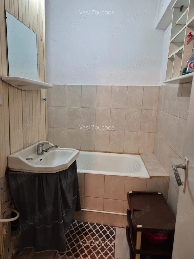 Apartament 1 camera Cetate zona Liceul Militar - 2