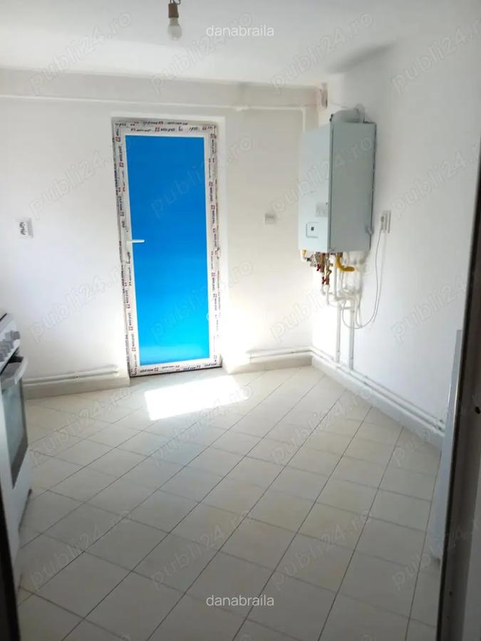 Apt 3 cam decomandate+boxa 75 mp,str Roma - 9
