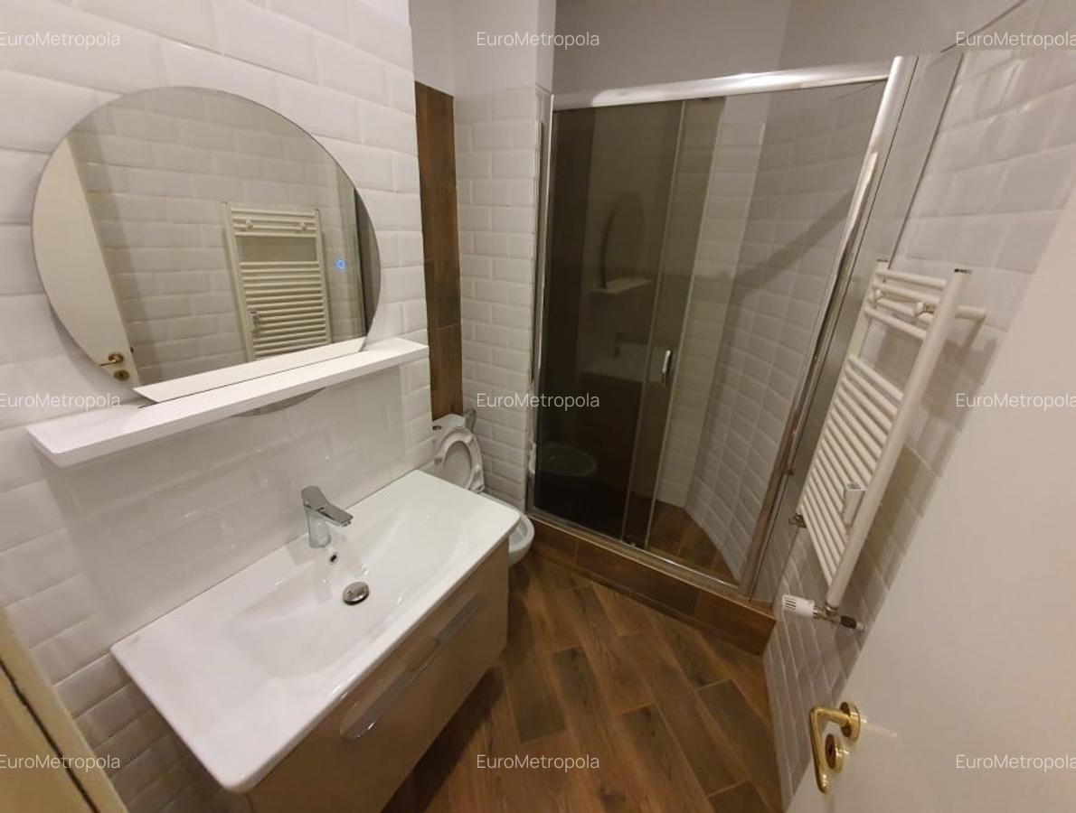 Apartament , curte de 65mp - Primaverii - 4