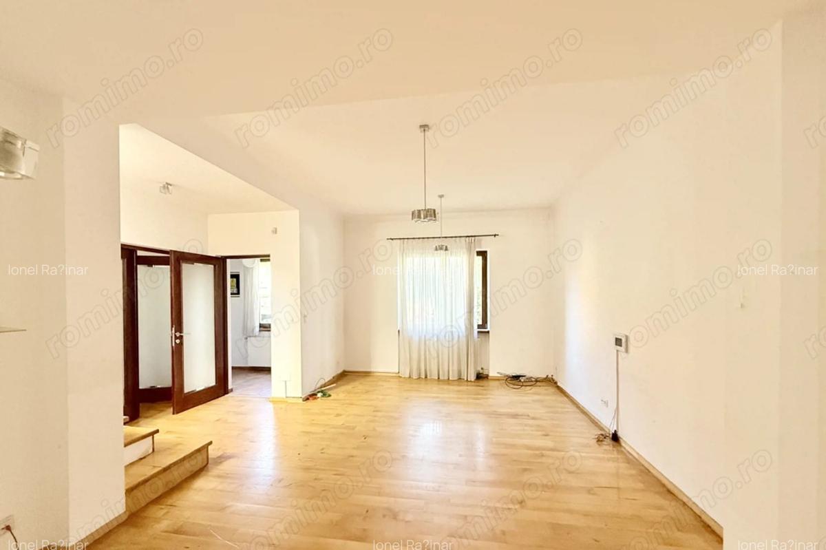 Vila superba | Cotroceni | 8 camere terasa ?i gradina - 12 Vila superba | Cotroceni | 8 camere terasa ?i gradina - 12