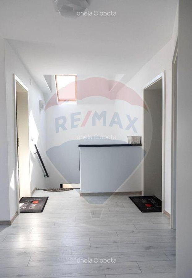 Casa / Vila de vanzare Sanpetru, jude?ul Bra?ov - 17