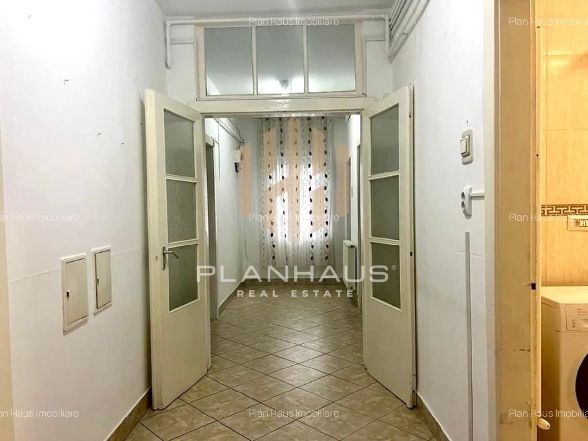 Inchiriere - spatiu versatil,parter,acces direct,90 mp ,3 camere - 3 Inchiriere - spatiu versatil,parter,acces direct,90 mp ,3 camere - 3