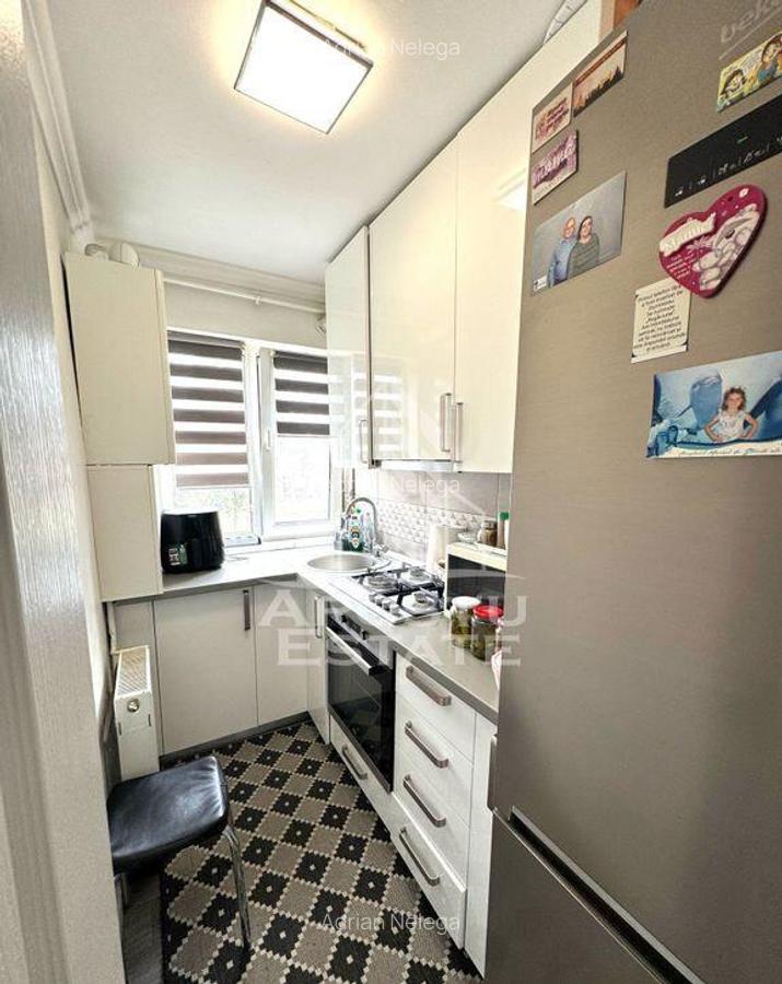 Apartamet cu 3 camere, etaj intermediar, zona Cetatii - 4