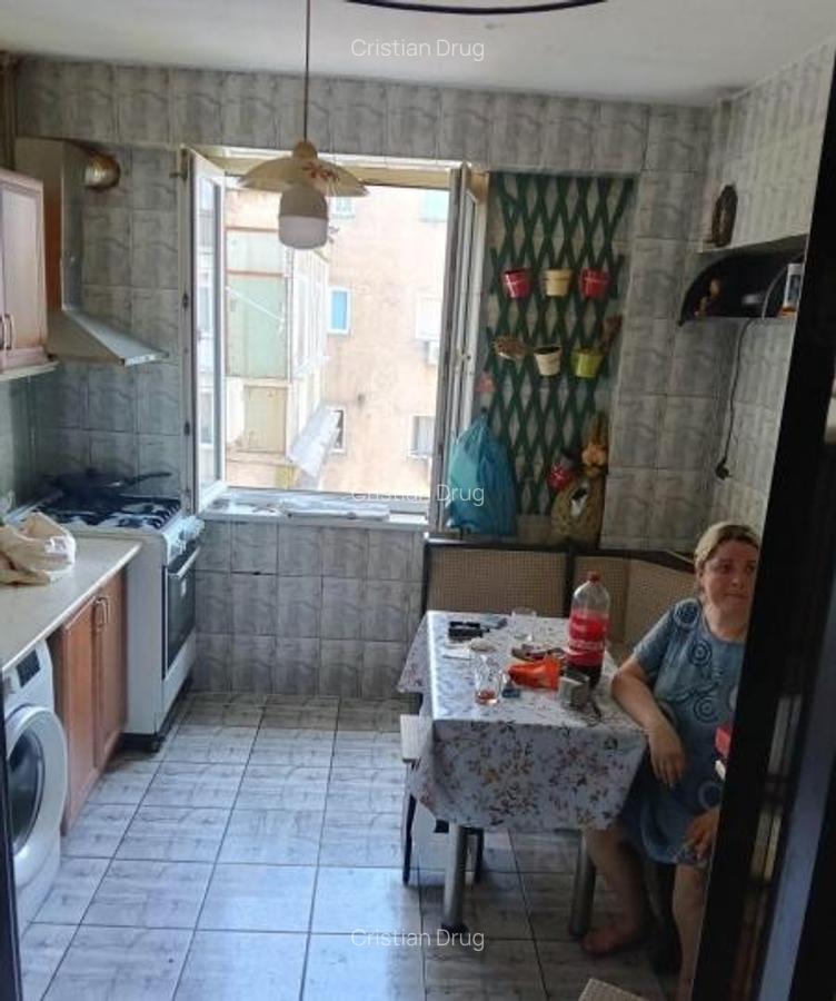Apartament 3 camere Dristor - 6