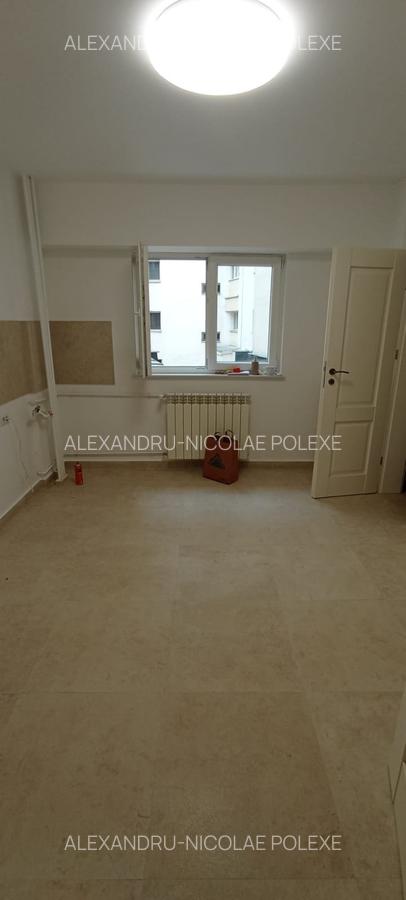 Birou 4 camere decomandate etaj 2 cladire dupa cutremur Universitate metrou - 3