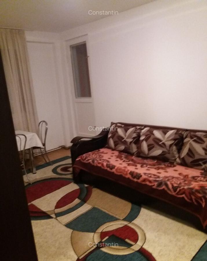 Camera de inchiriat/apartament cu 3 camere Grivitei - 4