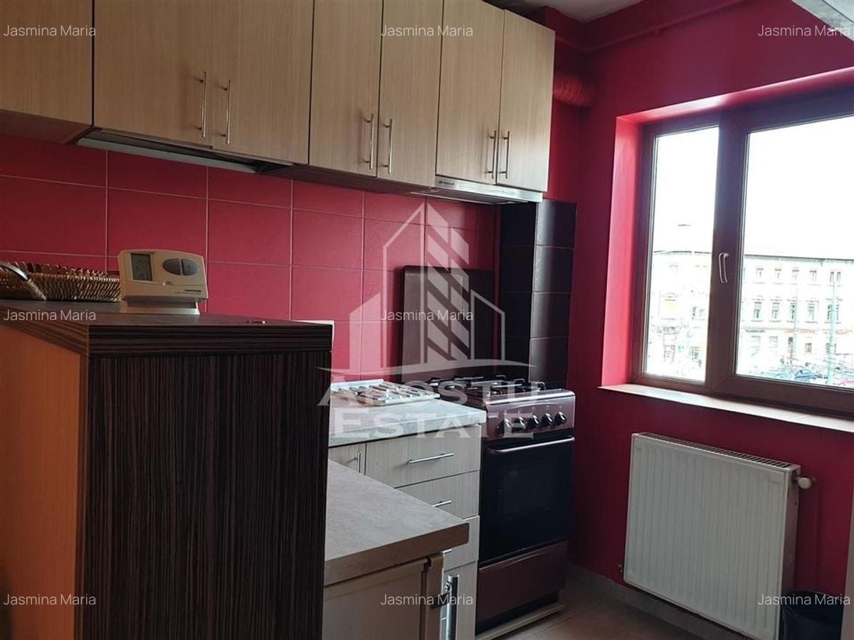 Apartament cu 2 dormitoare spatios, centrala proprie, in zona Balcescu - 2