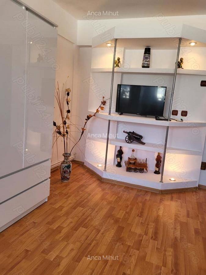 Vand apartament de vis la cheie - 8