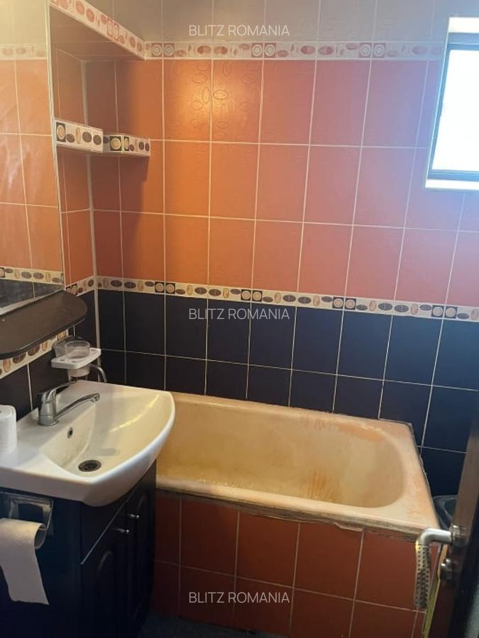 Apartament 3 camere decomandat, 64 mp in zona Lapus - 10