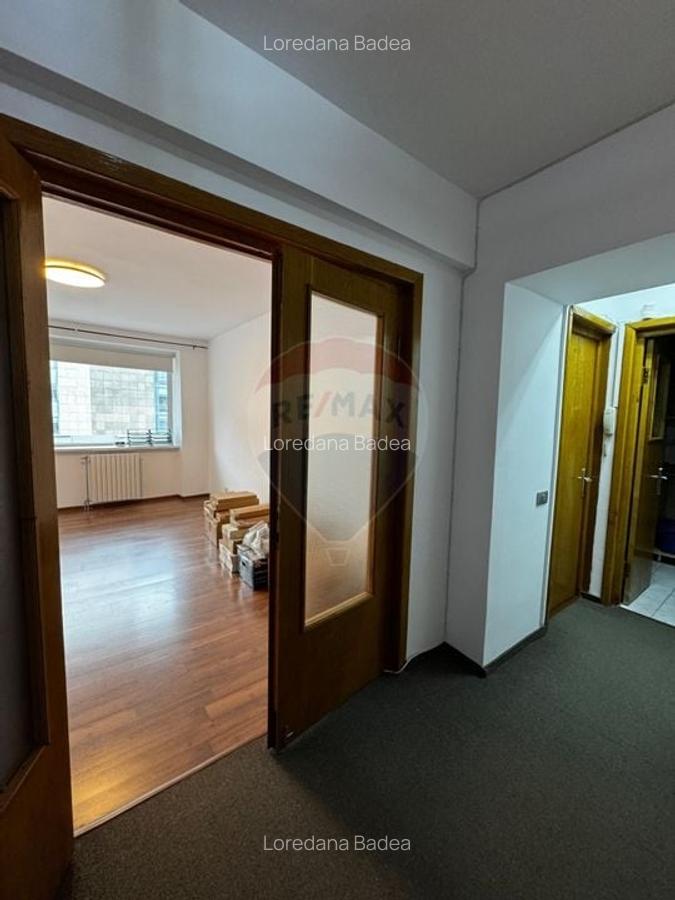Apartament cu 4 camere/birou de inchiriat Piata Victoriei - 14