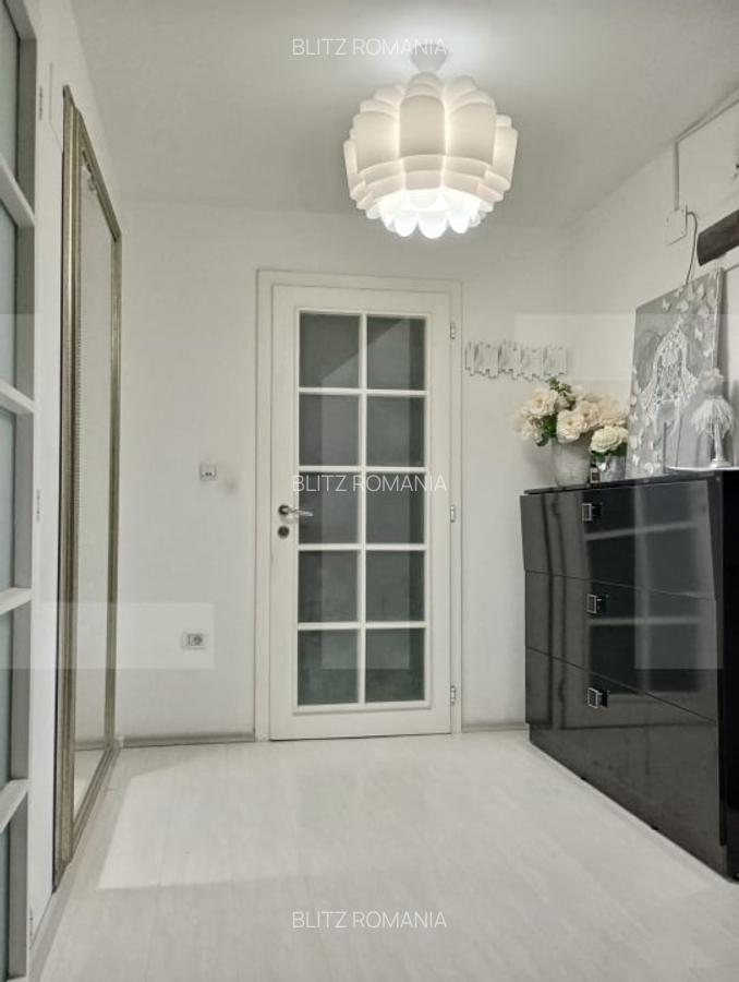 Apartament de vanzare, cu 3 camere zona Braytim la curte - 5