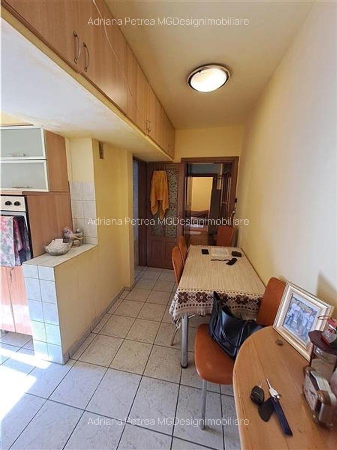 Apartament cu 3 camere decomandat în Dacia - 8