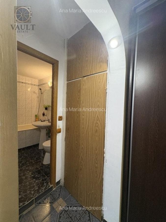 Apartament 3 camere +boxa spatioasa- Bvd. Chisinau - 12