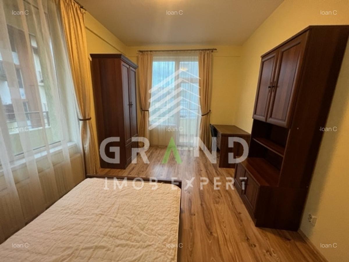 Apartament cu 5 camere semidecomandat în Zorilor - 5