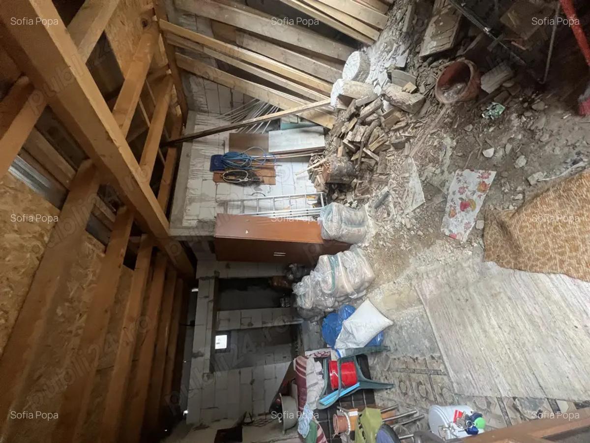 Casa de vanzare Valiug - 5