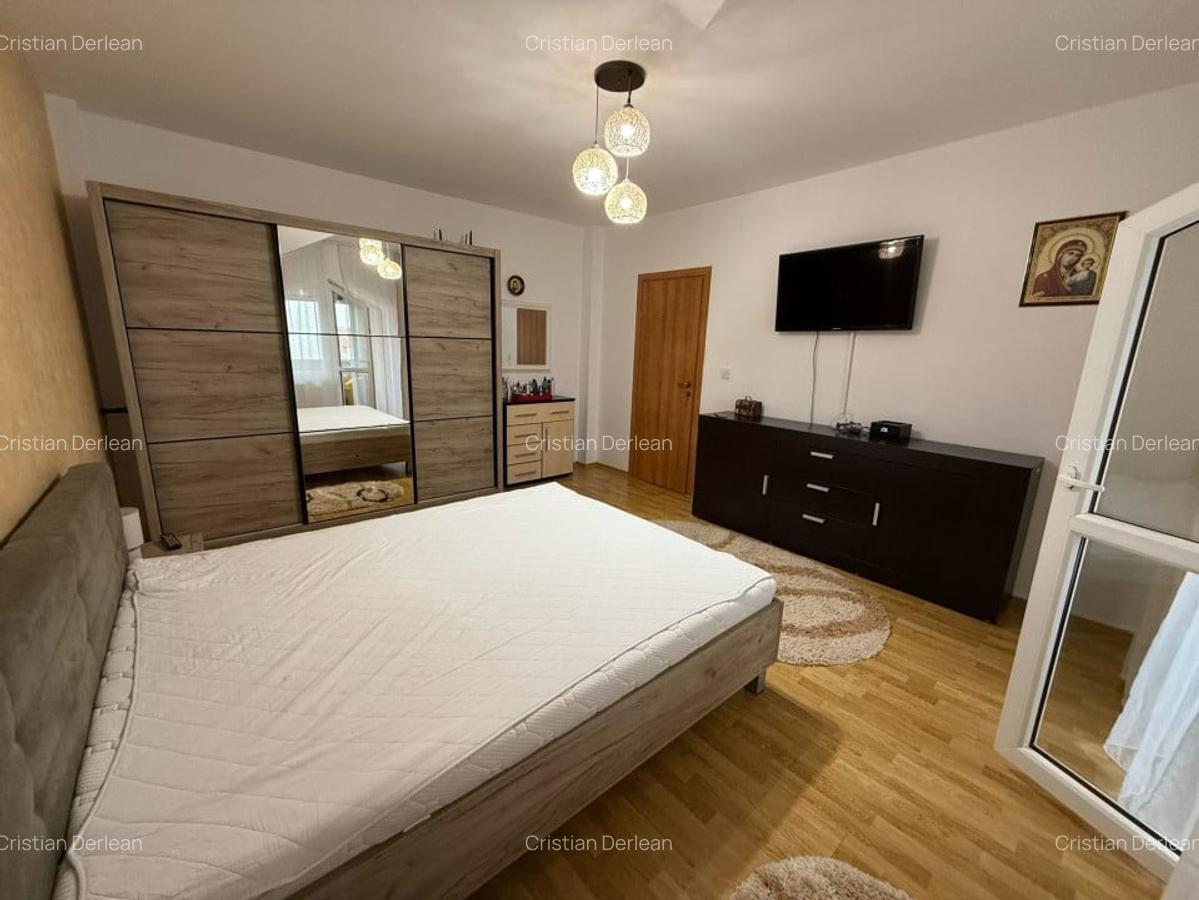 Sagului - Apartament cu 2 camere modificat in 3 camere - 1