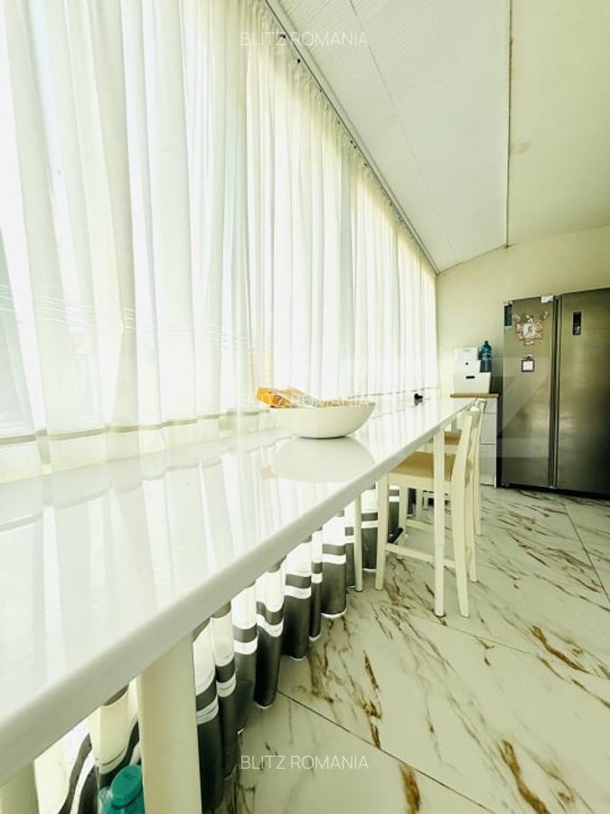 Apartament cu 3 camere semidecomandat în Dumbrăvița - 4