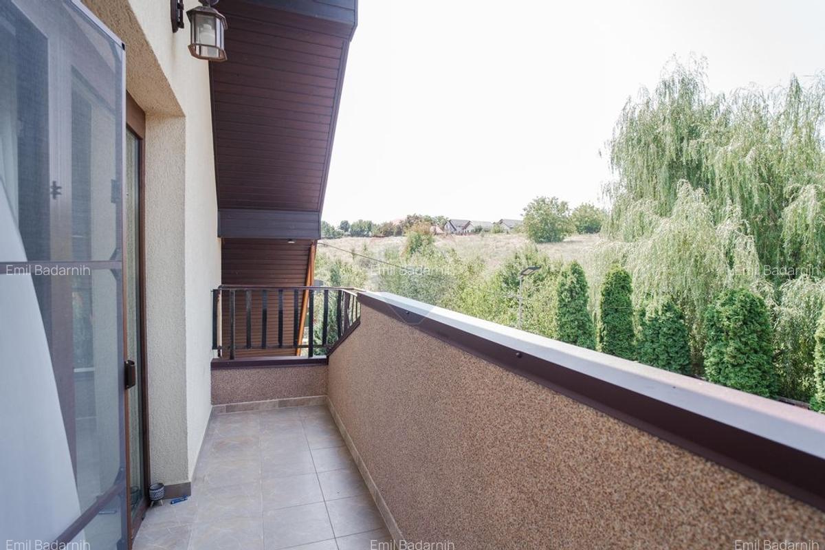 0% Comision - VILA de LUX de vanzare - Cu iaz natural - 28