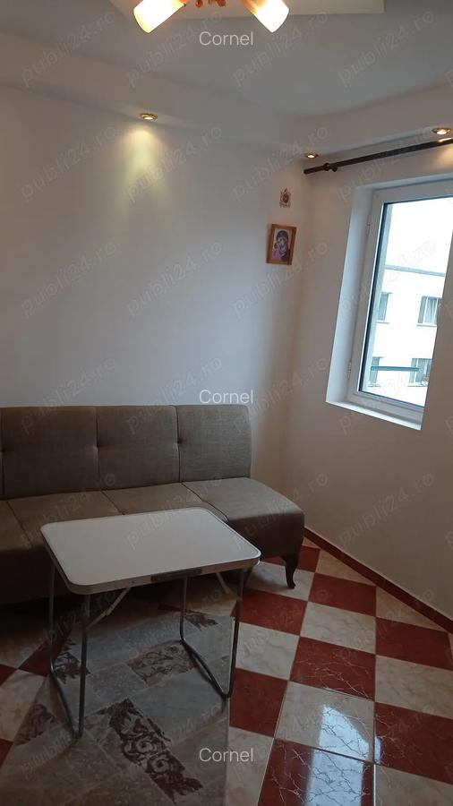 Garsoniera cu baie, Mihail Sturza - 6