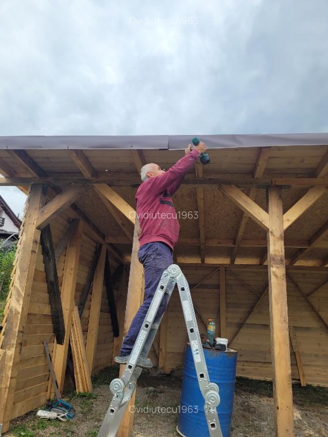 Vand casa la munte ,cu utilitati(apa,en.el)amenajata semirustic,panorama super.! - 4 Vand casa la munte ,cu utilitati(apa,en.el)amenajata semirustic,panorama super.! - 4