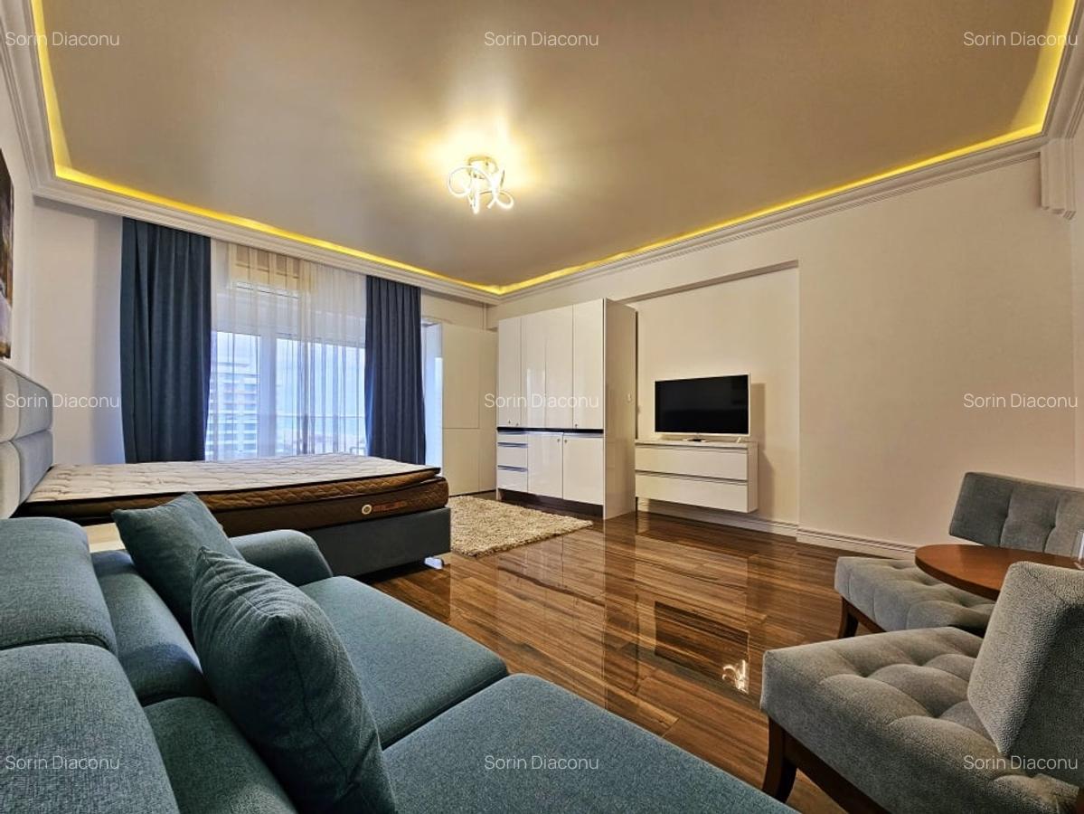 Studio cu priveliste catre ape in White Tower Mamaia - 4