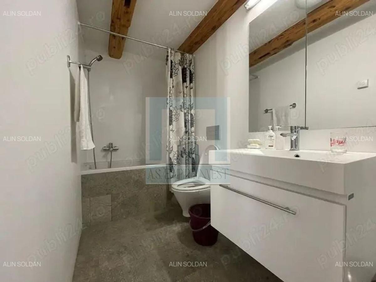 Apartament cu 3 camere decomandat în Centrul Civic - 5