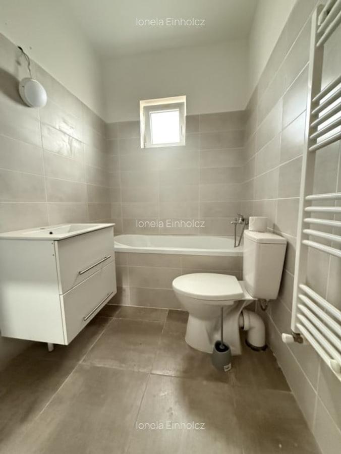 Apartament luminos, 3 camere, decomandat, 75 mp - Aradului - 8