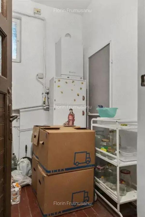 Apartament 4 camere, 117 mp,etaj 1, ultracentral P-?a Sfin?ii Voievozi, ASE - 17