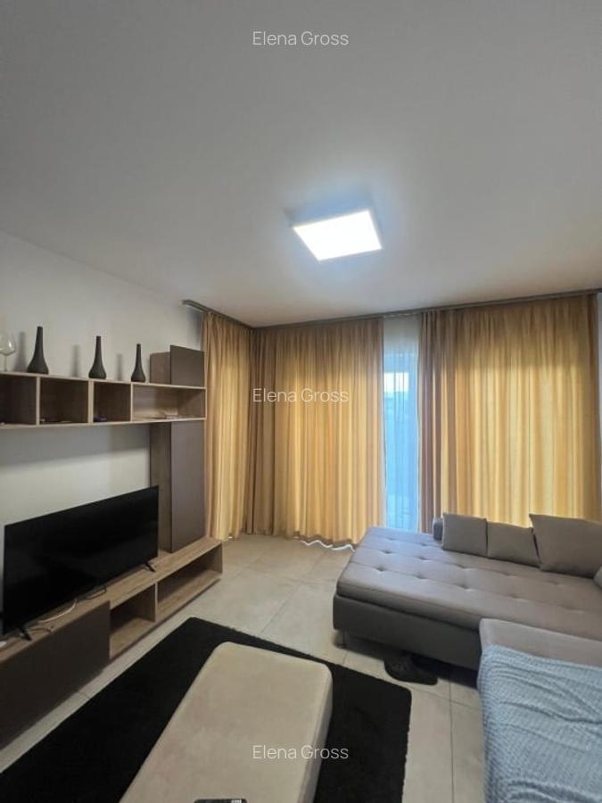 Casa mijloc triplex mobilată - 8